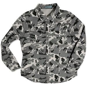 Turquoise Haven Gray Black Camo Pearl Snap Long Sleeve Shirt Shacket